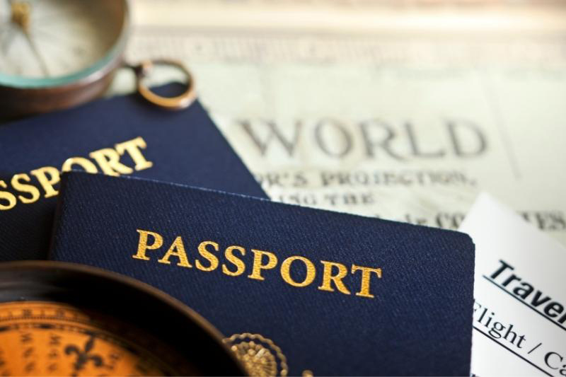 為何要申請第二本護照
